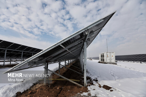 بازدید اصحاب رسانه از پروژه‌های کشاورزی و نیروگاهی در آذرشهر و بناب