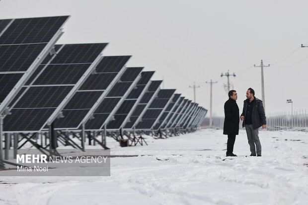 بازدید اصحاب رسانه از پروژه‌های کشاورزی و نیروگاهی در آذرشهر و بناب