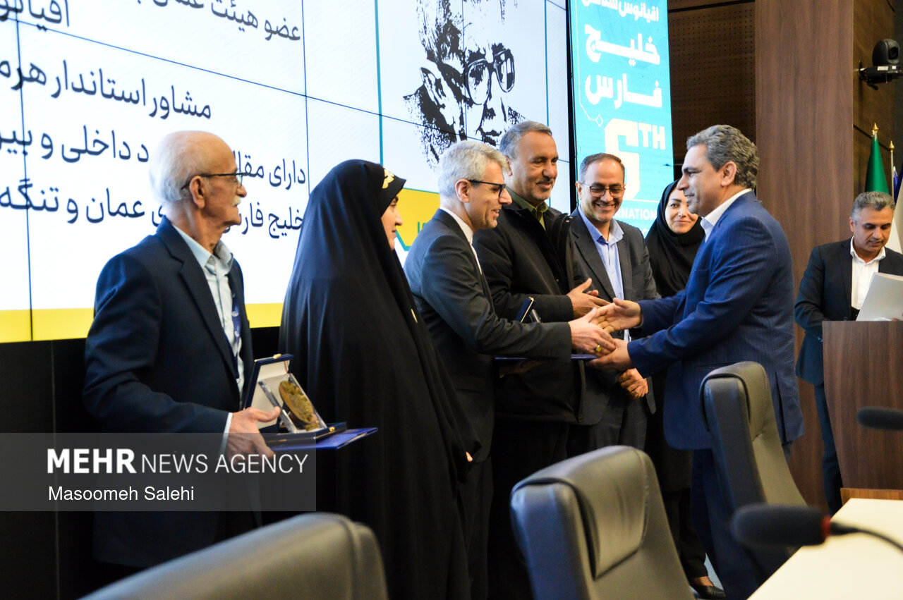 ششمین همایش جهانی اقیانوسشناسی در بندرعباس برگزار میشود. ششمین همایش جهانی اقیانوسشناسی در بندرعباس برگزار میشود.