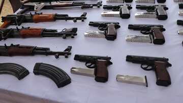 کشف ۱۶۵ قبضه سلاح جنگی در مرزها