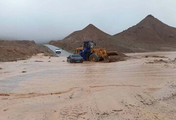 بازگشایی ۶ محور درگیر سیلاب جنوب سیستان و بلوچستان
