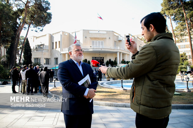 حاشیه جلسه هیئت دولت