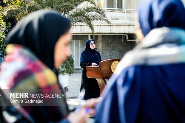 فاطمه مهاجرانی حاشیه جلسه هیئت دولت