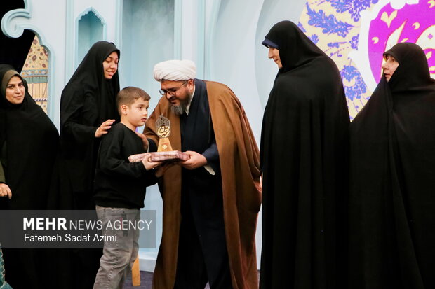 همایش ملی نرجسانه در مسجد مقدس جمکران