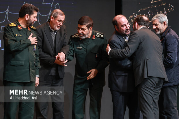 آئین اختتامیه چهارمین جایزه ادبی سردار همدانی