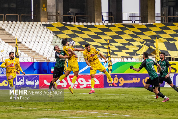 لیگ برتر فوتبال - فجر سپاسی و خیبر