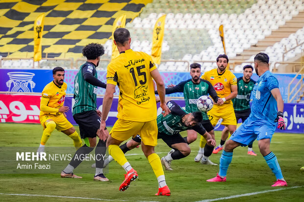 لیگ برتر فوتبال - فجر سپاسی و خیبر