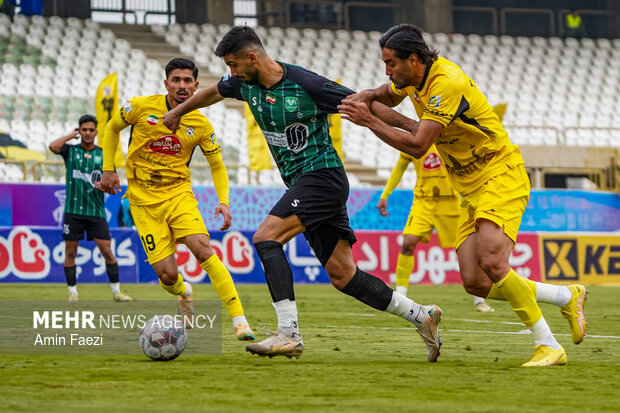 لیگ برتر فوتبال - فجر سپاسی و خیبر