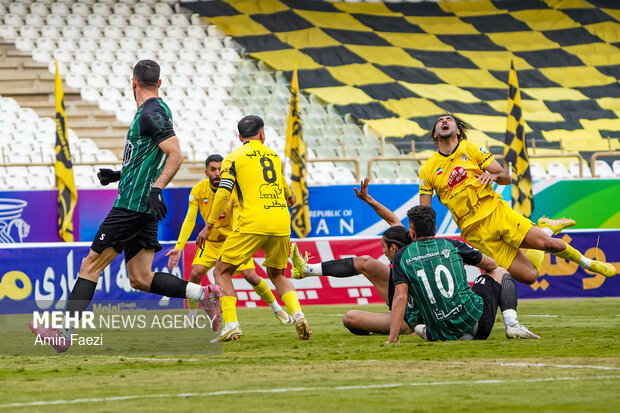 لیگ برتر فوتبال - فجر سپاسی و خیبر