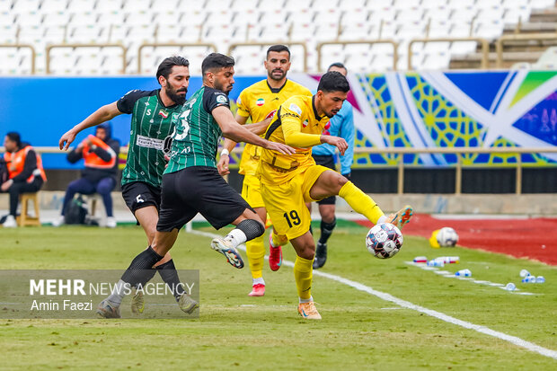 لیگ برتر فوتبال - فجر سپاسی و خیبر