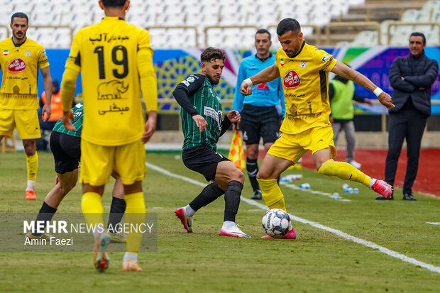 لیگ برتر فوتبال - فجر سپاسی و خیبر