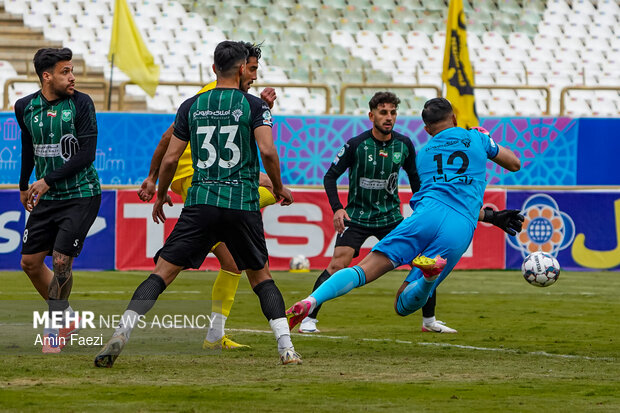 لیگ برتر فوتبال - فجر سپاسی و خیبر