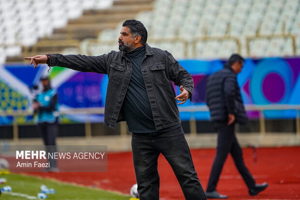 لیگ برتر فوتبال - فجر سپاسی و خیبر