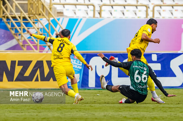 لیگ برتر فوتبال - فجر سپاسی و خیبر