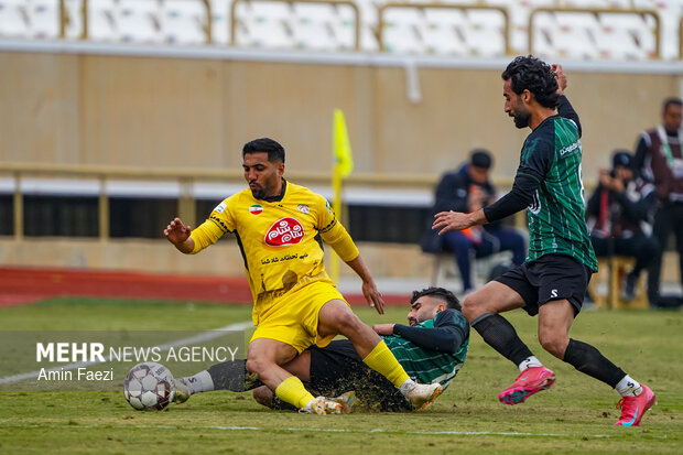 لیگ برتر فوتبال - فجر سپاسی و خیبر