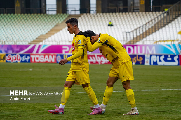 لیگ برتر فوتبال - فجر سپاسی و خیبر