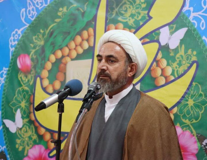 مساجد در خط مقدم مقابله با هجمه‌های دشمن قرار دارند