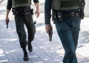 شکار قاچاقچیان شیشه در شاهرود؛ ۲ کیلوگرم مواد مخدر کشف شد