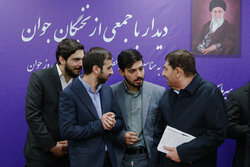 دیدار محمد مخبر با نخبگان جوان