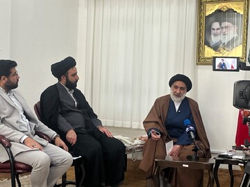 امام جمعه شهرکرد: رسانه‌ها باید در مسیر حق و صبر حرکت کنند