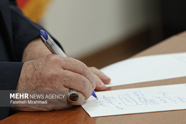 دیدار محمد مخبر با نخبگان جوان