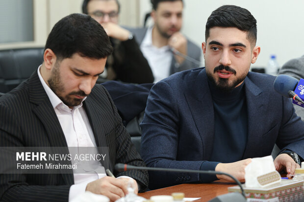 دیدار محمد مخبر با نخبگان جوان