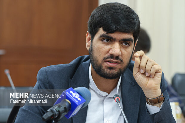 دیدار محمد مخبر با نخبگان جوان