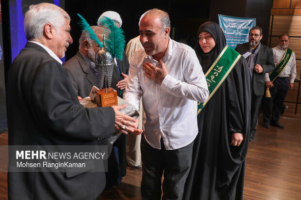 همایش روز پژوهش و نشر آثار ستاد توسعه و بازسازی عتبات