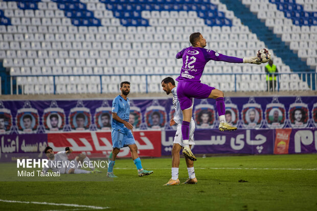 لیگ برتر فوتبال - ملوان و چادرملو