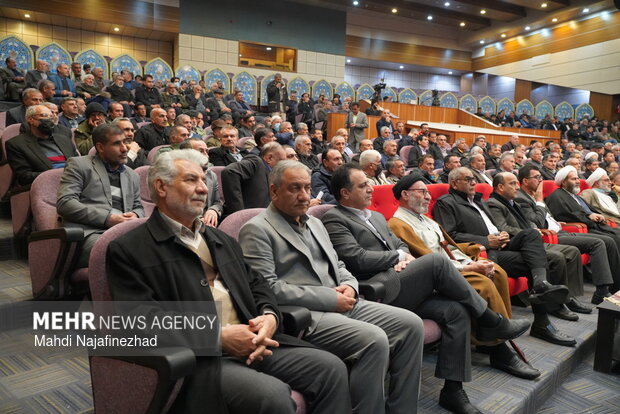 اختتامیه جشنواره ملی داستان ایثار و شهدای غریب در یاسوج