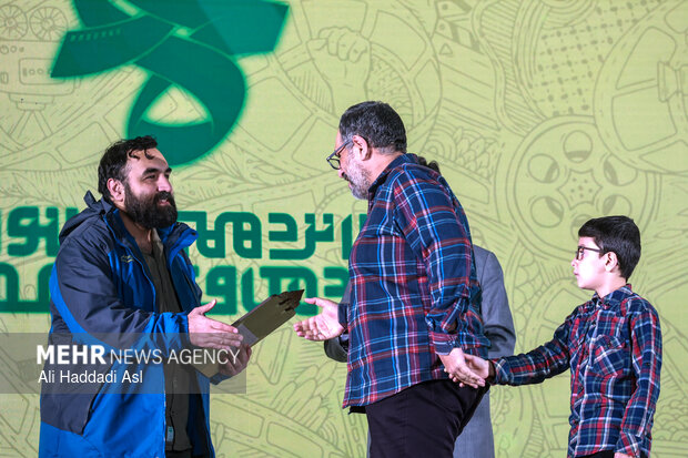 اختتامیه شانزدهمین جشنواره مردمی فیلم عمار