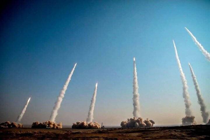 هۆشداریی هاوپەیمانەکانی ترامپ سەبارەت بە شەڕ لەگەڵ ئێران