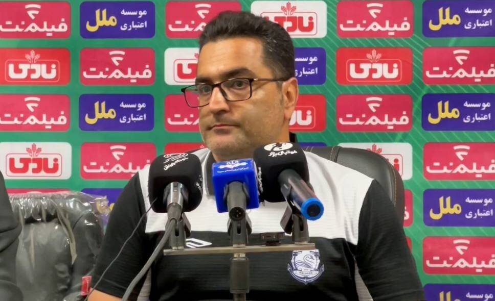 برزگر: ملوان مستحق برد بود؛ بازی را کاملاً کنترل کردیم برزگر: ملوان مستحق برد بود؛ بازی را کاملاً کنترل کردیم