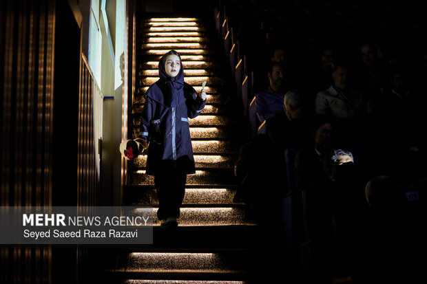 آیین تجلیل از فعالان اجتماعی انقلاب اسلامی