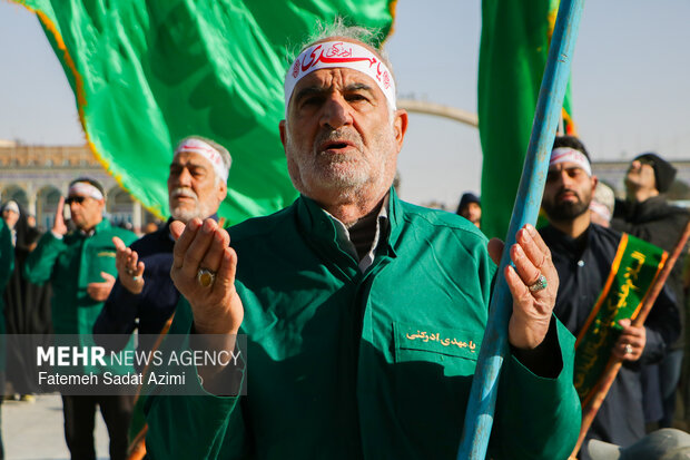 آیین جاروکشی خادمان مسجد مقدس جمکران