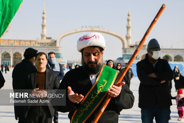 آیین جاروکشی خادمان مسجد مقدس جمکران