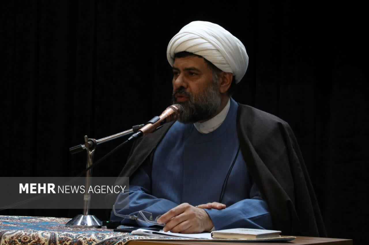 حجت الاسلام حریزاوی: معارف اسلامی باید به زبان نسل امروز بازتولید شود حجت الاسلام حریزاوی: معارف اسلامی باید به زبان نسل امروز بازتولید شود