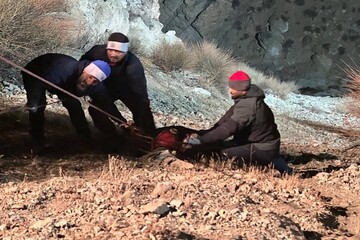 سقوط مرگبار خودرو به دره ۱۷ متری؛ ۲ زن جان باختند