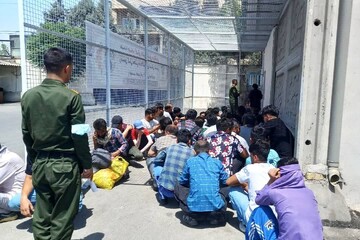 جمع آوری ۶۰۳ تبعه بیگانه غیر مجاز در زاهدان