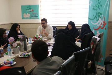 ۳۱۱ هزار نفر از جمعیت استان زنجان را جوانان‌ تشکیل می‌دهند