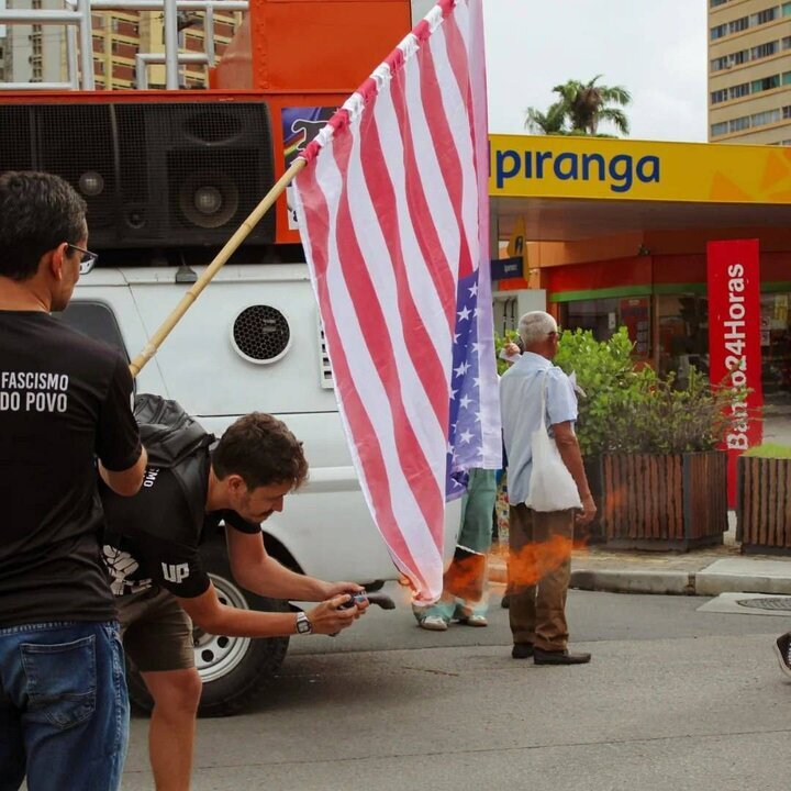People in Brazil hold pro-Iran rally (+PHOTOS)