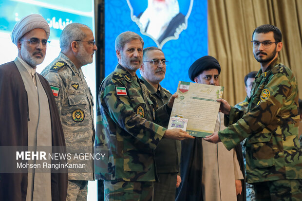 هجدهمین جشنواره جوان سرباز نیروهای مسلح