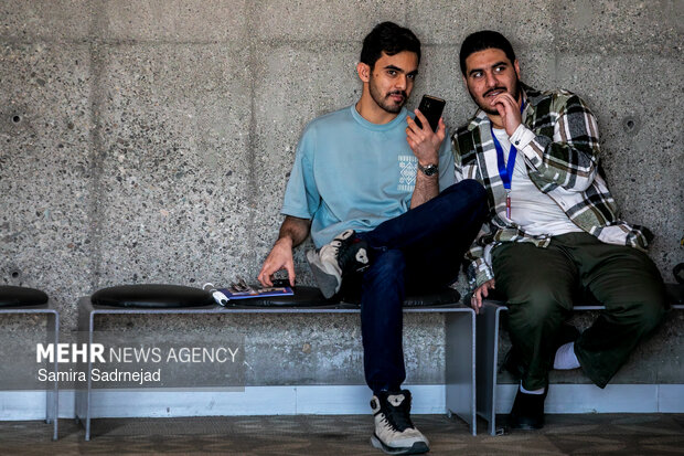 اولین روز چهل‌ و چهارمین جشنواره فیلم فجر