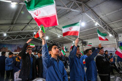 آغاز دهه فجر با زنگ گلبانگ انقلاب در زنجان