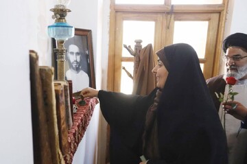 صادق: پاسخگویی به مطالبات مردم اولویت دولت چهاردهم است