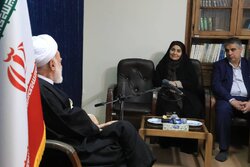 وزیر راه و شهرسازی: منازل واقع در بافت‌های حاشیه‌ای سنددار می‌شوند 