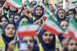 زنگ انقلاب در مدرسه زینبیه شیروان به صدا درآمد