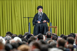 Ayetullah Hamaney Tebriz halkı ile görüştü