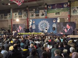 برگزاری جشن ۱۲ هزار نفری «در پناه زمان» در سالن شهید بهشتی مشهد