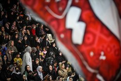 جشن ۱۲ هزار نفری «در پناه زمان» در مشهد